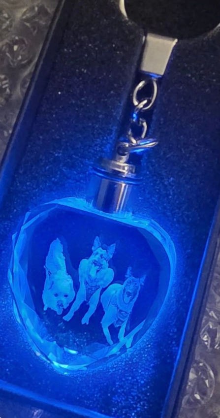 UV 3D Laser-Engraved LED Heart K5 Crystal Keychain